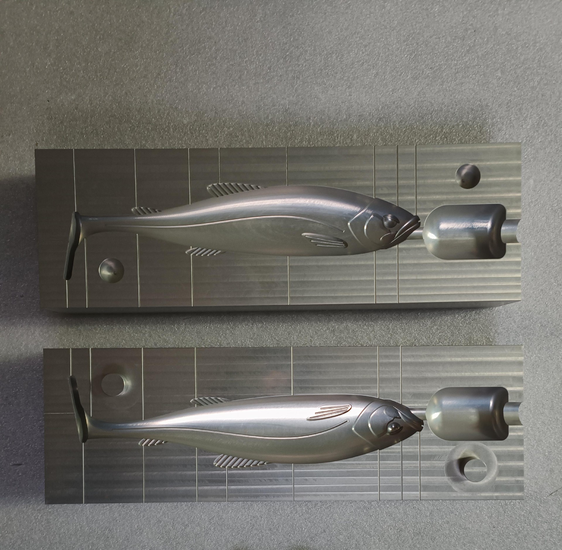 Aluminum mold for fishing gear